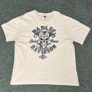 Harley Davidson white t-shirt with skull design